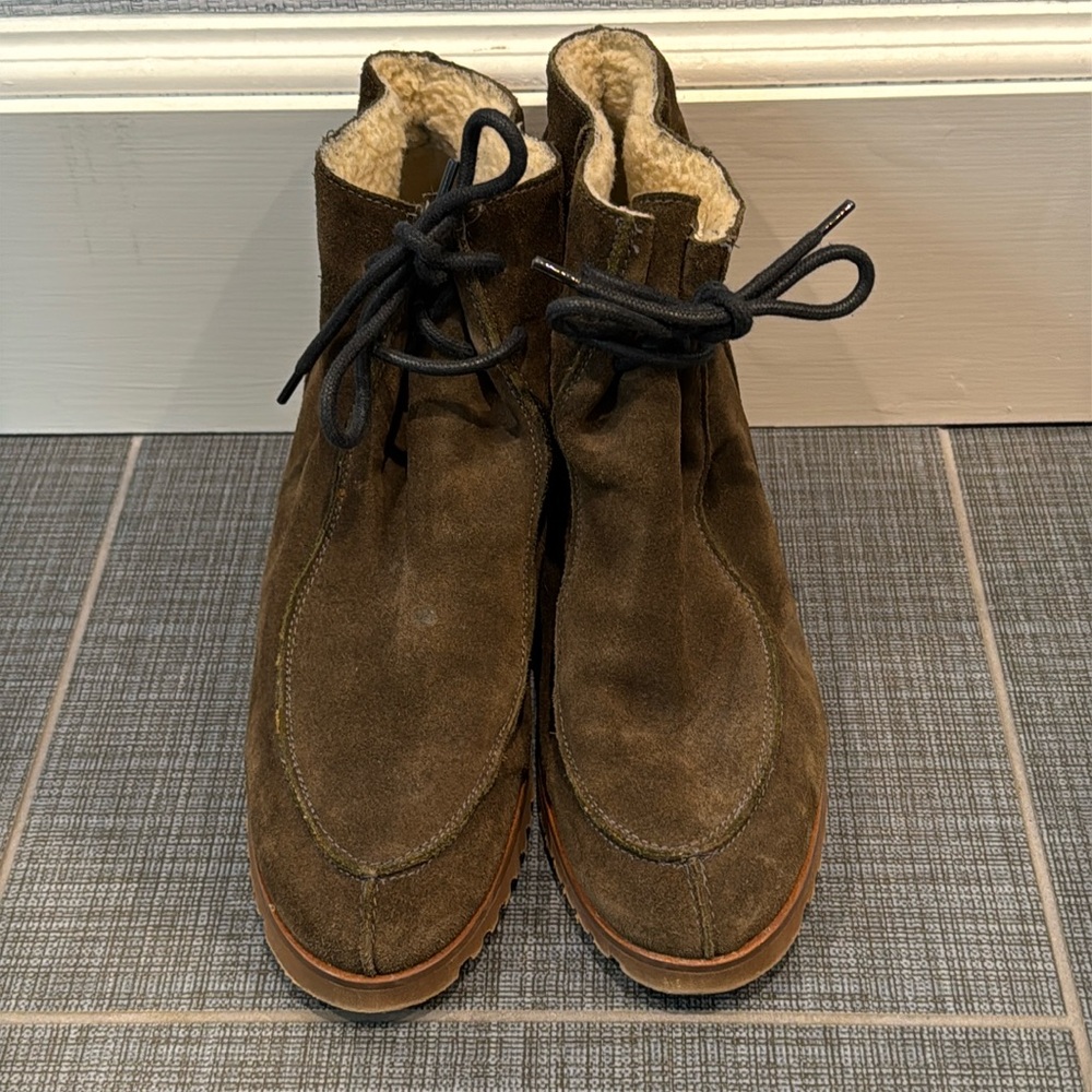 Green Suede fleece lined wedge booties, Size 38 1/2